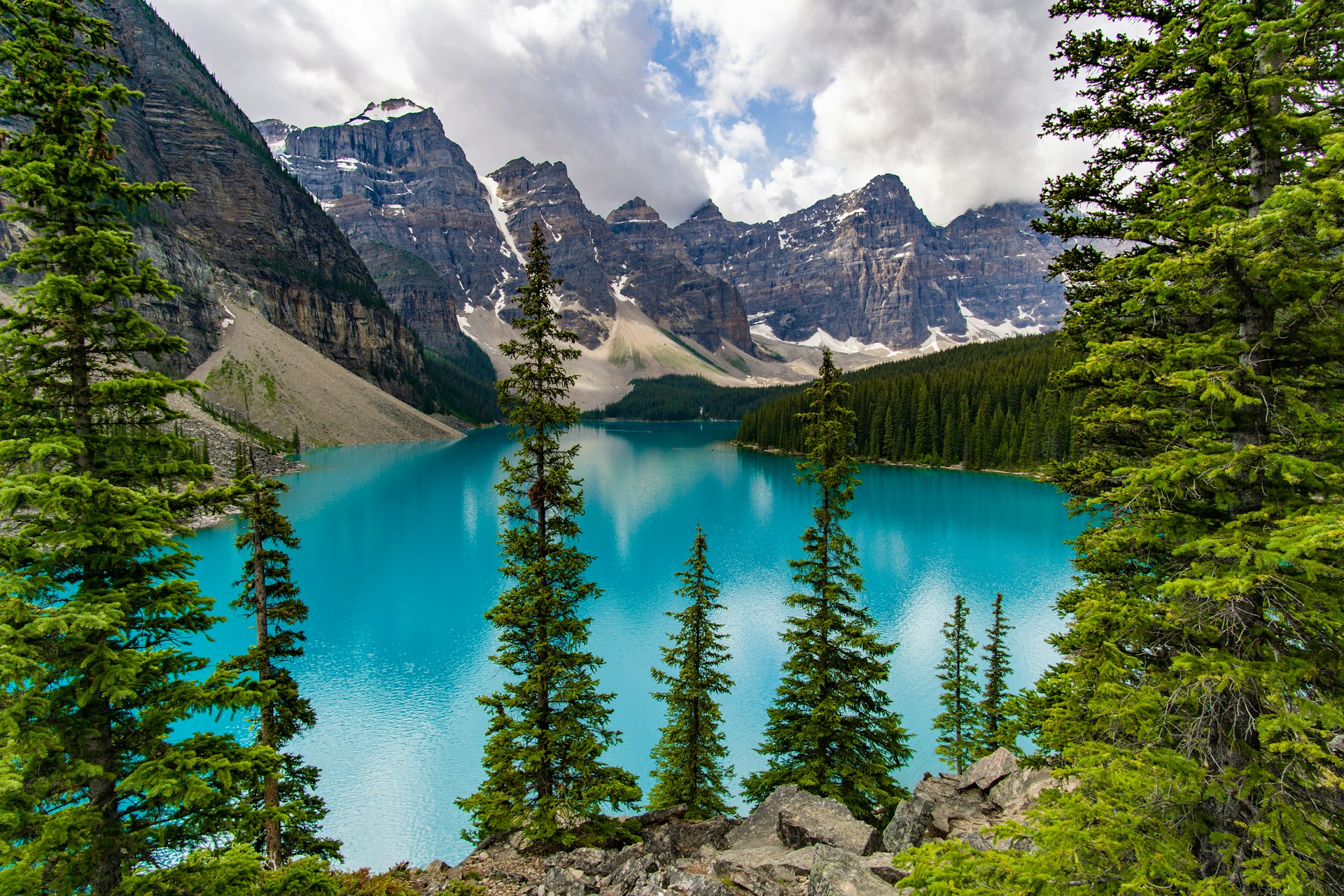 Moraine Lake viewpoint